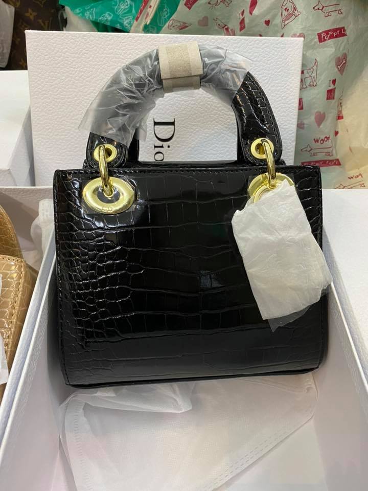 Alligator handbag Dior Black in Alligator