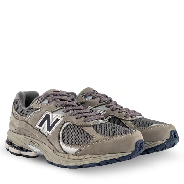 New Balance 2002R