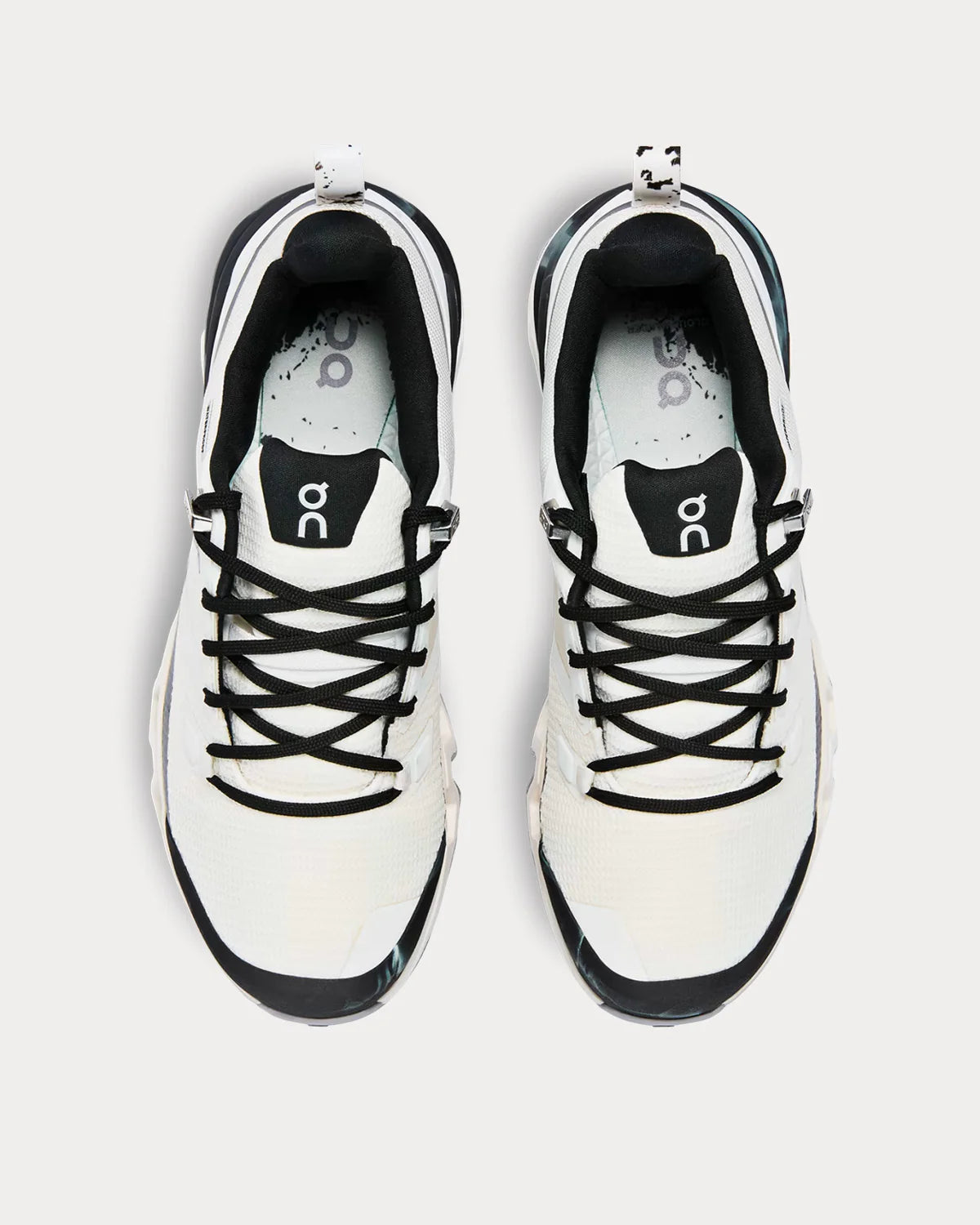 On - Cloudwander Waterproof Ivory / Black Running Shoes