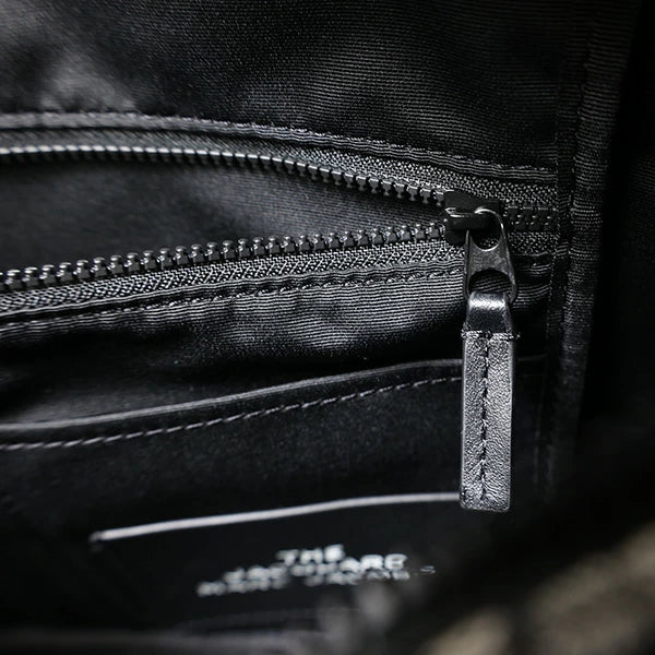 The tote bag