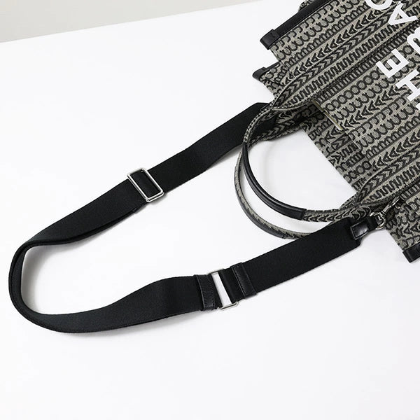 The tote bag