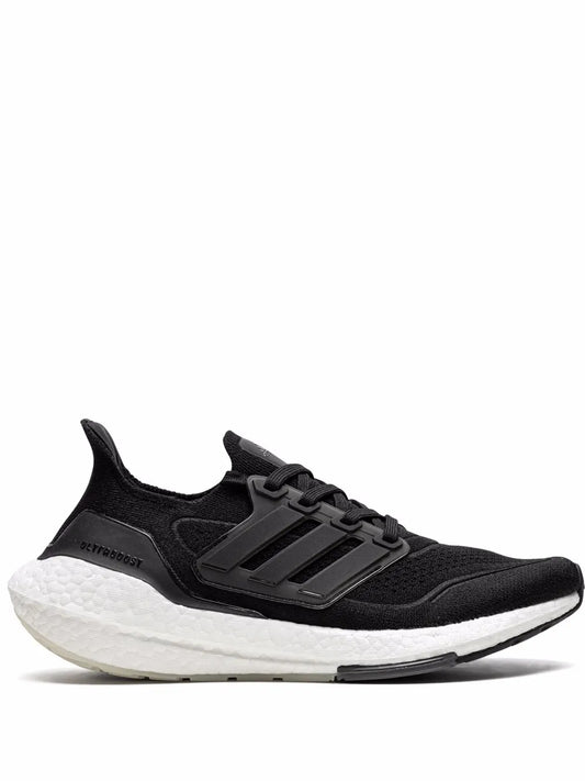 ﻿adidas Ultraboost 21