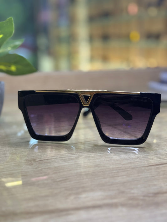 1.1 Millionaires Louis Vuitton™ Sunglasses – Black & Gold Edition