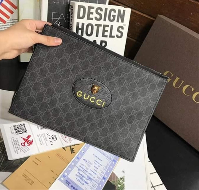Neo Vintage clutch