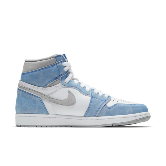 Air Jordan 1 Hyper Royal