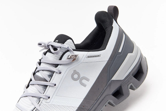 On Running Cloudwander Waterproof Glacier / Eclipse